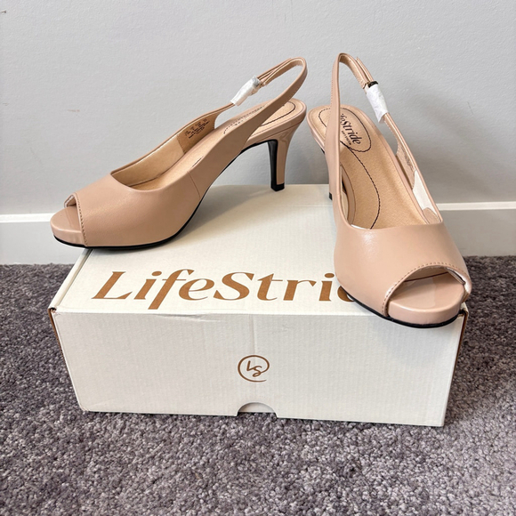 Life Stride Women's 7 Teller Light Beige Neutral Slingback Peep Toe Pumps NIB - Picture 7 of 13